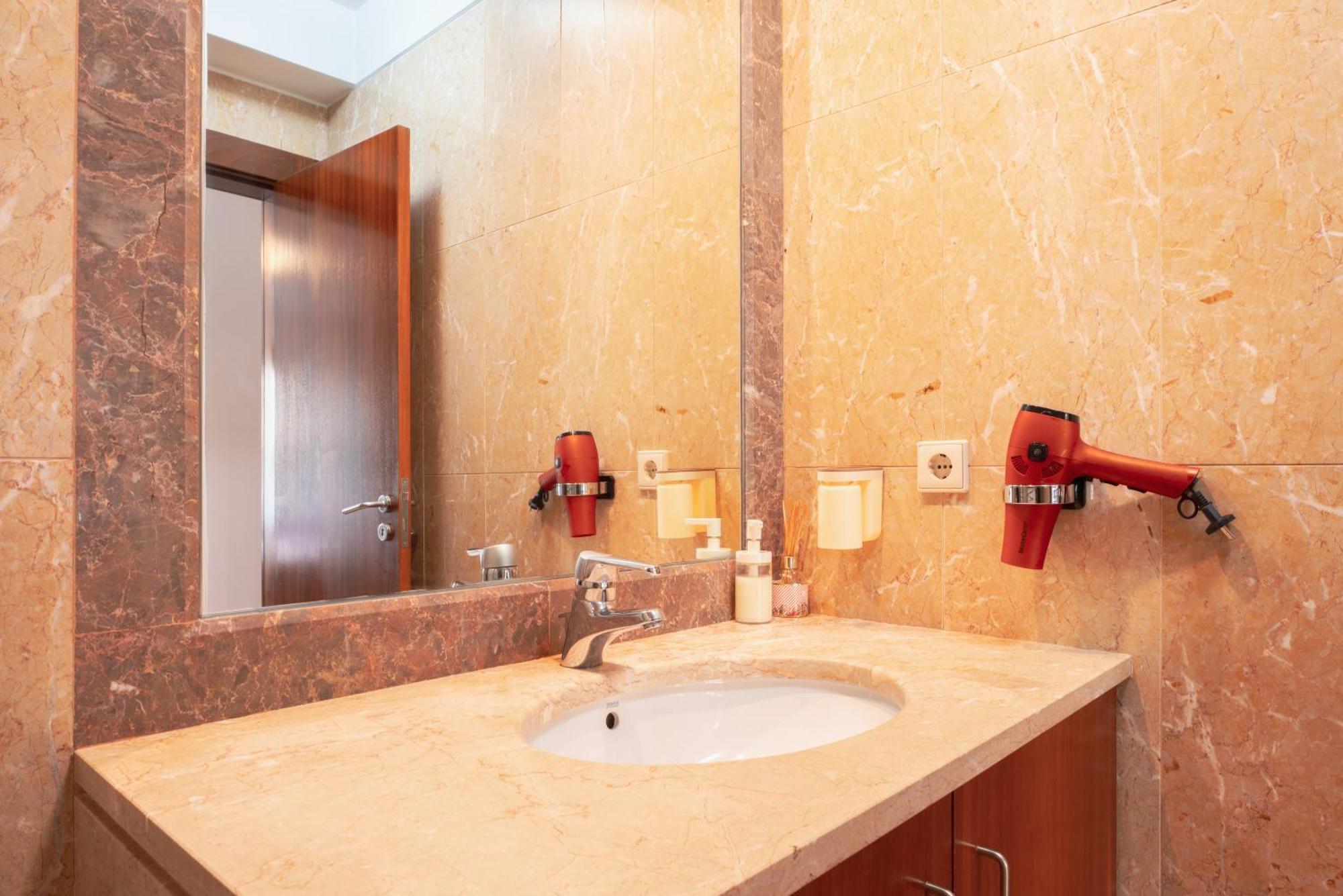 Apartment Qian Rio Douro 2Br Free Parking ポルト エクステリア 写真